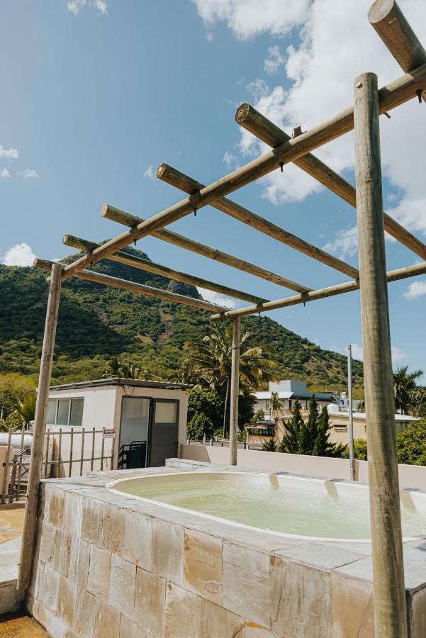 Luxe Exotica Apartments La Gaulette Esterno foto