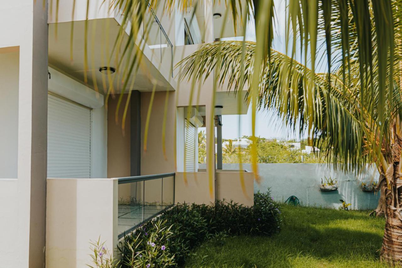 Luxe Exotica Apartments La Gaulette Esterno foto
