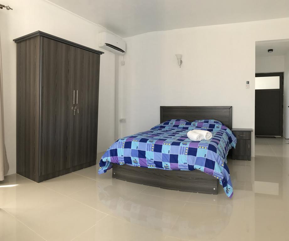 Luxe Exotica Apartments La Gaulette Esterno foto